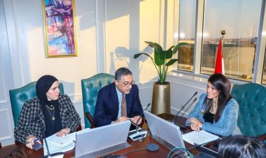 وزيرة التعاون تلتقي مع رئيس هيئة الاستثمار لبحث التعاون المشترك بين الهيئة وشركاء التنمية