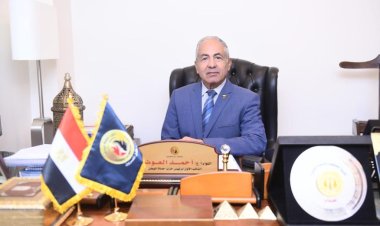 رئيس «دفاع النواب» يهنئ البابا والأقباط : 7  يناير عيد للمصريين