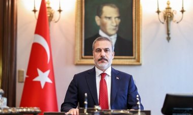 وزير الخارجية التركي يدعو لوقف إطلاق النار على غزة