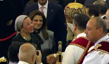 وزيرة البيئة تهنئ البابا تواضروس والأخوة الأقباط بعيد الميلاد المجيد