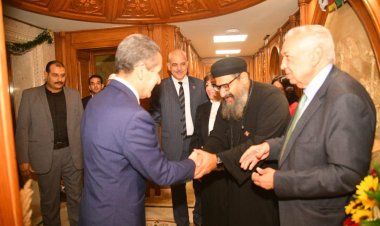 محافظ الغربية يزور المطرانية والكنيسة الإنجيلية بطنطا احتفالاً بعيد الميلاد المجيد