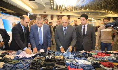 محافظ سوهاج يفتتح معرض «دكان الفرحة » لتوفير ٣٠ ألف قطعة ملابس جاهزة بالمجان