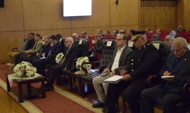 محافظ بورسعيد يستعرض مستجدات العمل في تطوير شمال سهل الحسينية