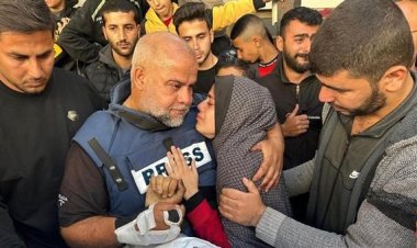 وائل الدحدوح: الاحتلال يستهدفني عمدًا وعودتي للعمل تكريم لتضحيات أسرتي