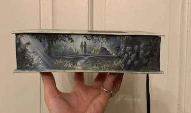 الرسم على حواف الكتب مهدد بالإنقراض.. اعرف السبب