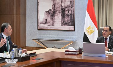 الحكومة: تكثيف العمل في المشروعات السياحية لتشجيع وجذب الاستثمارات المحلية والأجنبية