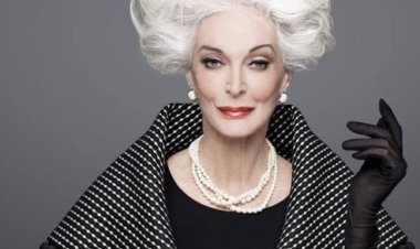 عارضة أزياء تثير الجدل بسبب عمرها.. ما القصة؟