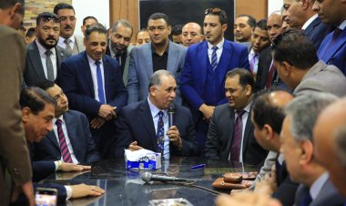 بالصور.. تفاصيل جولة نقيب المحامين في استراحة محكمة قنا الابتدائية