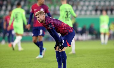 توتنهام يضم نجم تشيلسي السابق رسميا