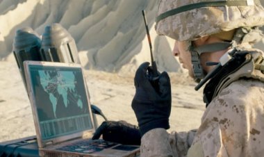 «التليجراف» تكشف مقر أكاديمية تدريب الحوثيين السرية على القرصنة