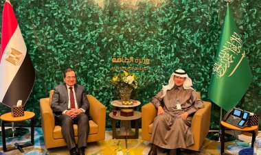 على هامش مؤتمر التعدين.. جلسة مباحثات بين وزير البترول و نظيره السعودي