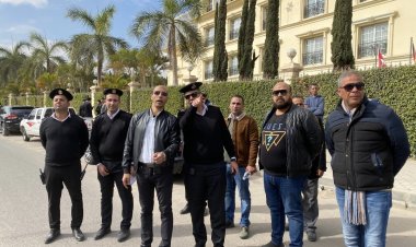 بمعاونة الداخلية.. إزالة الأسوار المتعدية على محور عباس العقاد بالقاهرة الجديدة