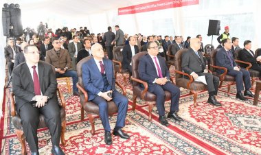 وزير الإسكان يشارك فى احتفالية تسليم المرحلة الأولى من الأبراج بمنطقة الأعمال المركزية بالعاصمة الإدارية الجديدة