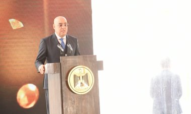 وزير الإسكان: مصر انطلقت انطلاقة قوية ومناسبة تليق بتاريخها ومكانتها.. وقريباً سنبدأ فى جنى الثمار