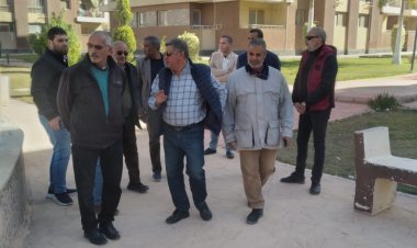 وزير الإسكان يتابع أعمال تطوير وزراعة المحور المركزى 2 من زراعة نجيل مغطيات نباتية