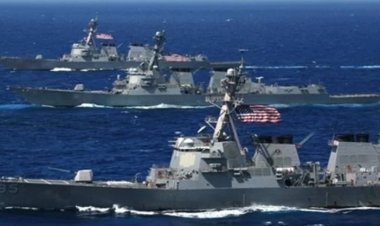 «النقل» الأمريكية تحذر السفن من الملاحة في البحر الأحمر