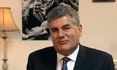 بمناسبة ذكرى ميلاد الزعيم.. نجل «عبدالناصر» وأمير عيد في «سولد أوت» الخميس