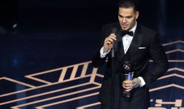 حفل The Best.. البرازيلي إيدرسون يفوز بجائزة أفضل حارس مرمى في العالم