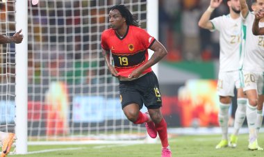 أمم إفريقيا.. مابولولو يقود أنجولا لتعادل ثمين أمام الجزائر