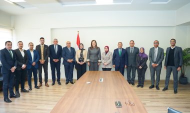 وزيرة التخطيط تتفقد المركز الوطنى للبنية المعلوماتية المكانية