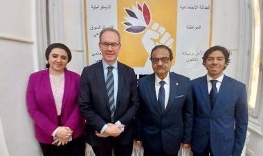 ناقش قضايا ساخنة.. تفاصيل زيارة سفير السويد بالقاهرة لمقر الحزب المصري الديمقراطي