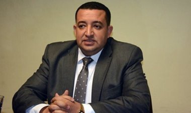 لمحاربة الروتين... برلماني يطالب بعرض فيلم «مراتي مدير عام» بمكاتب المعاشات