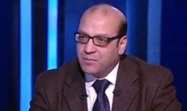 خبير اقتصادي لـ«العاصمة»:  مصطلح «التعويم» لا أساس له.. وتحريك سعر الصرف ضروري رغم صعوبته