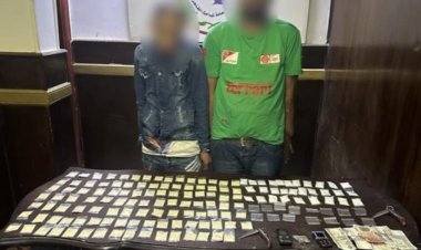 القبض على 6 عاطلين بحوزتهم مواد مخدرة وأسلحة نارية بالمعصرة ودار السلام