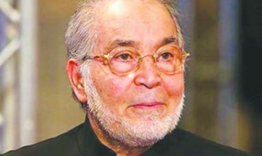 لسه جوايا وجع.. أول تعليق من حسن يوسف على اعتزاله الفن بعد رحيل ابنه