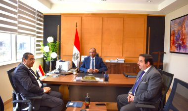 نائب وزير الإسكان يناقش تحسين أداء محطات مياه الشرب
