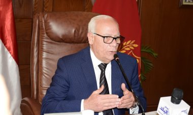 بنسبة نجاح ٧٥.٤٪.. محافظ بورسعيد يعتمد نتيجة الفصل الدراسي الأول للشهادة الإعدادية