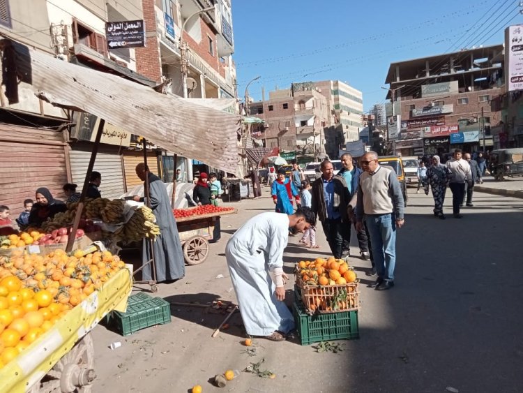 حملات مكبرة لإزالة الإشغالات بمراكز المنيا