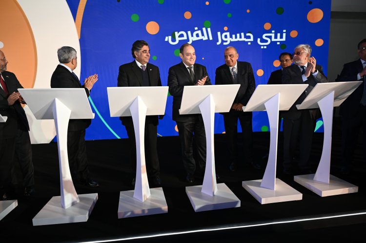 وزير الصناعة: مصر تشهد معدلات نمو وتنوع اقتصادي ملموس