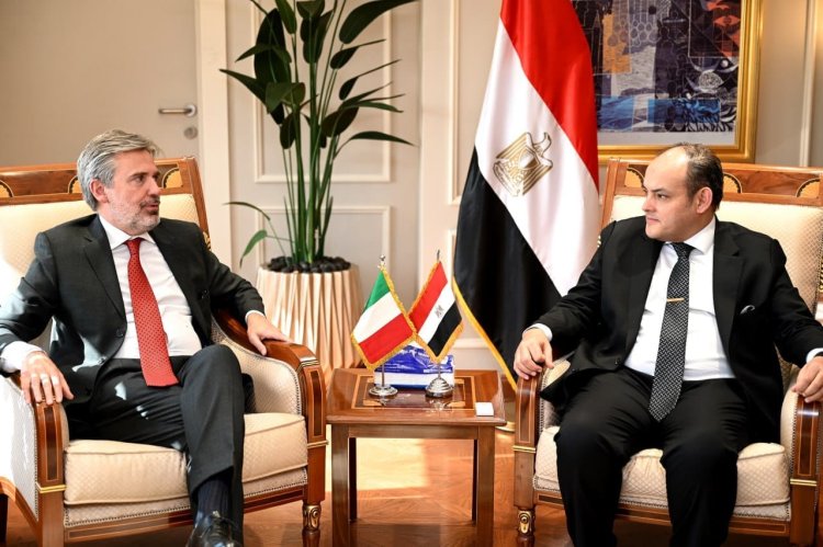 وزير التجارة يبحث مع السفير الإيطالي فرص تعزيز التعاون