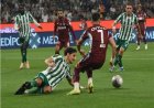 صلاح أمام مصطفى محمد.. طرابزون يخسر أمام كونيا سبور في الدوري التركي