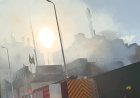 ماس كهربائي وراء  حريق محدود بواجهة قسم الأزبكية  دون إصابات