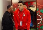 محمد حمدي يعود للقاهرة بعد نجاح جراحة الرباط الصليبي