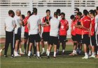 تطعيم لاعبي الأهلي قبل السفر إلى أوغندا لمواجهة كيتارا في الكونفدرالية