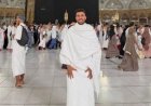تريزيجيه نجم المنتخب يؤدي مناسك العمرة وينشر صورًا من أمام الكعبة