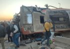 مصرع عامل وإصابة 27 آخرين في انقلاب أتوبيس بالطريق الأوسطى بالشرقية