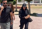 بملامح يكسوها الحزن.. وصول أحمد حلمي ومنى زكي لمسجد ناصر ببنها لتشييع جثمان والدته