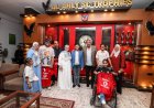 في لفتة إنسانية.. الخطيب يهدي قمصان الأهلي لأبطال من ذوي الهمم