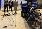 ضبط 3 متهمين حطموا لافتات إعلانية وسرقوا أجزاء حديدية منها في سوهاج