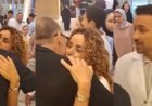 بالأحضان والقبلات.. علا رشدي وأحمد داود يستقبلان نجوم الفن في العرض الخاص لـ «إذما»