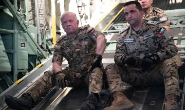 العاهل  الأردني يشارك في عمليات الإنزال الجوي لتقديم المساعدات لسكان غزة