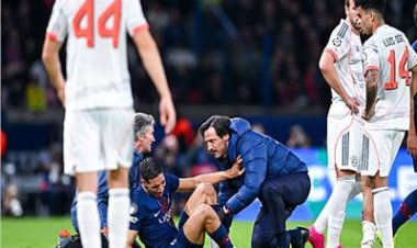 "حكيمي" يتعرض لإصابة قوية خلال مواجهة بايرن ميونيخ في دوري الأبطال