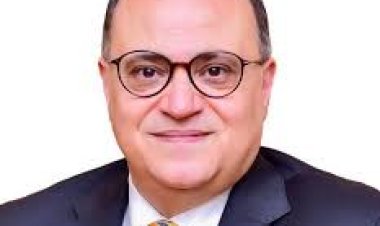 خاص| رئيس هيئة الدواء المصرية يطيح برجال تامر عصام