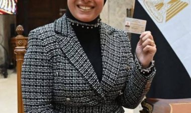 رسميًا.. الإعلامية آية عبد الرحمن «نجمة دولة التلاوة» تتسلم كارنيه عضوية مجلس النواب 2025