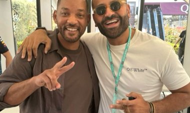 عمر السعيد بصحبة الفنان العالمي ويل سميث في سباق فورمولا 1