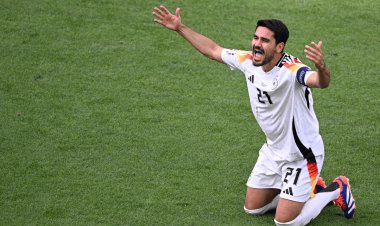 جندوجان يعلن اعتزال اللعب دوليا